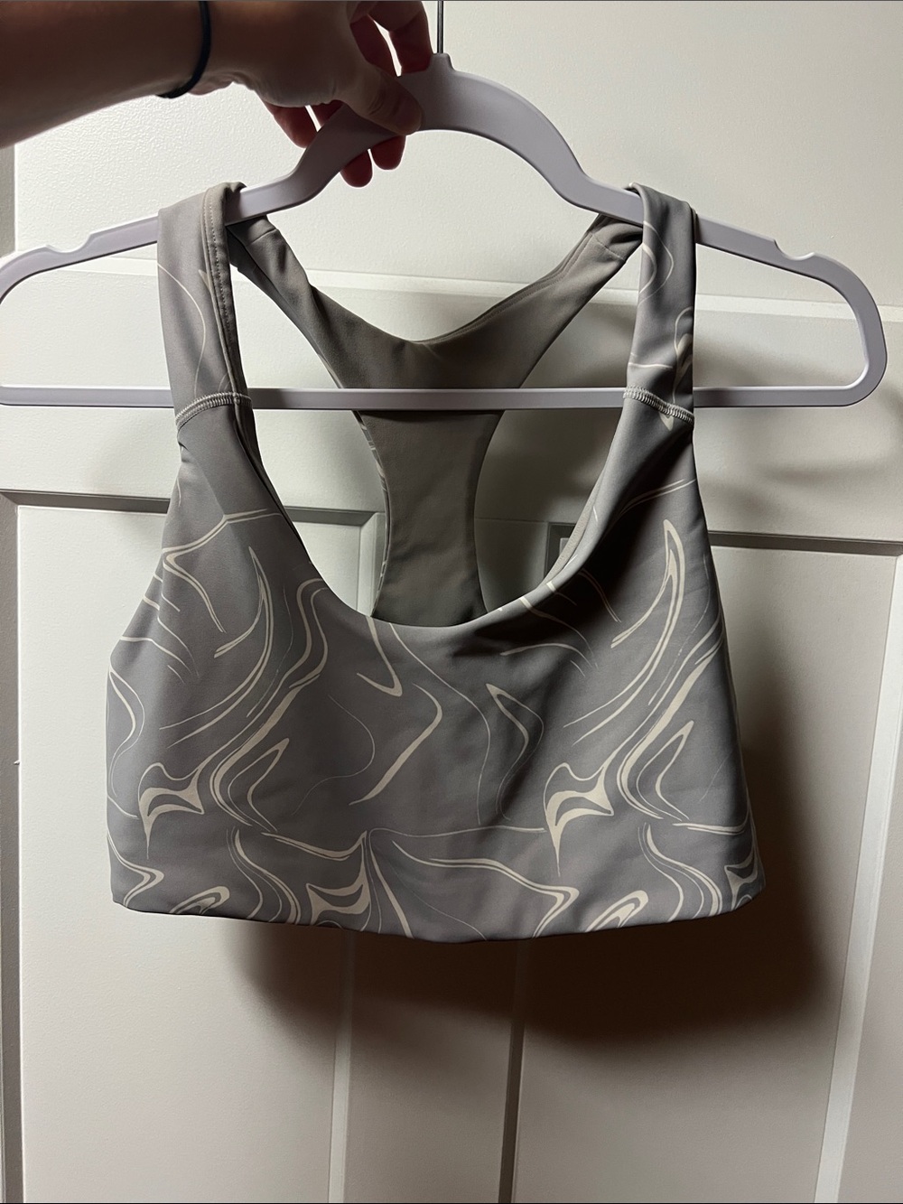 Old Navy Gray Marble-Print Racerback Sports Bra